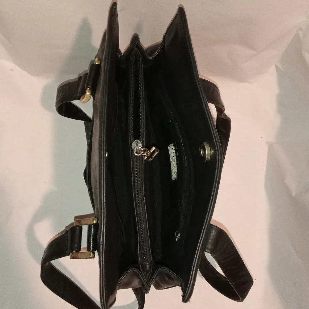 Preview Collection Handbag - Picture 7 of 10